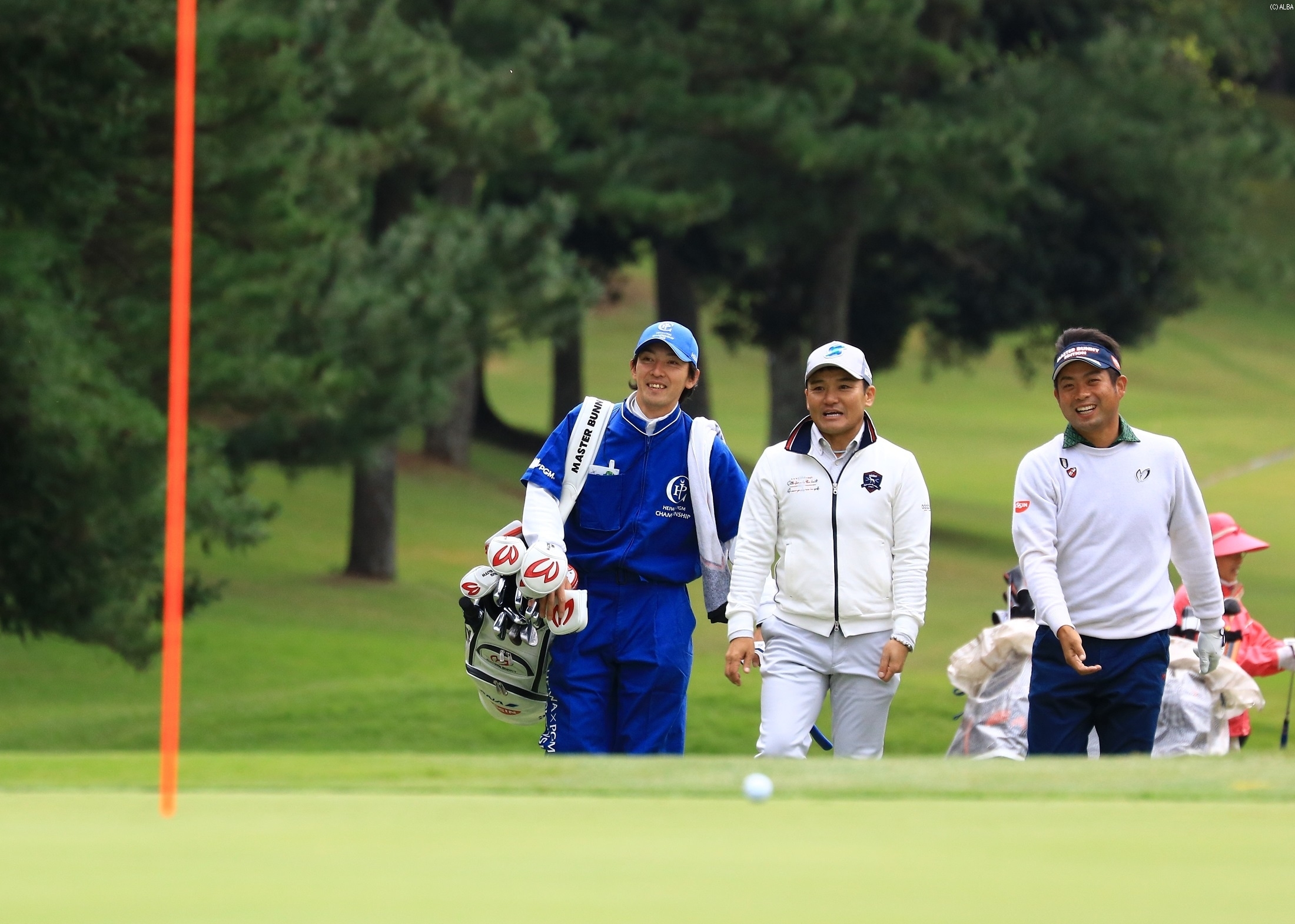賞金王戴冠への手ごたえを口にした池田勇太(右)（撮影：標英俊）