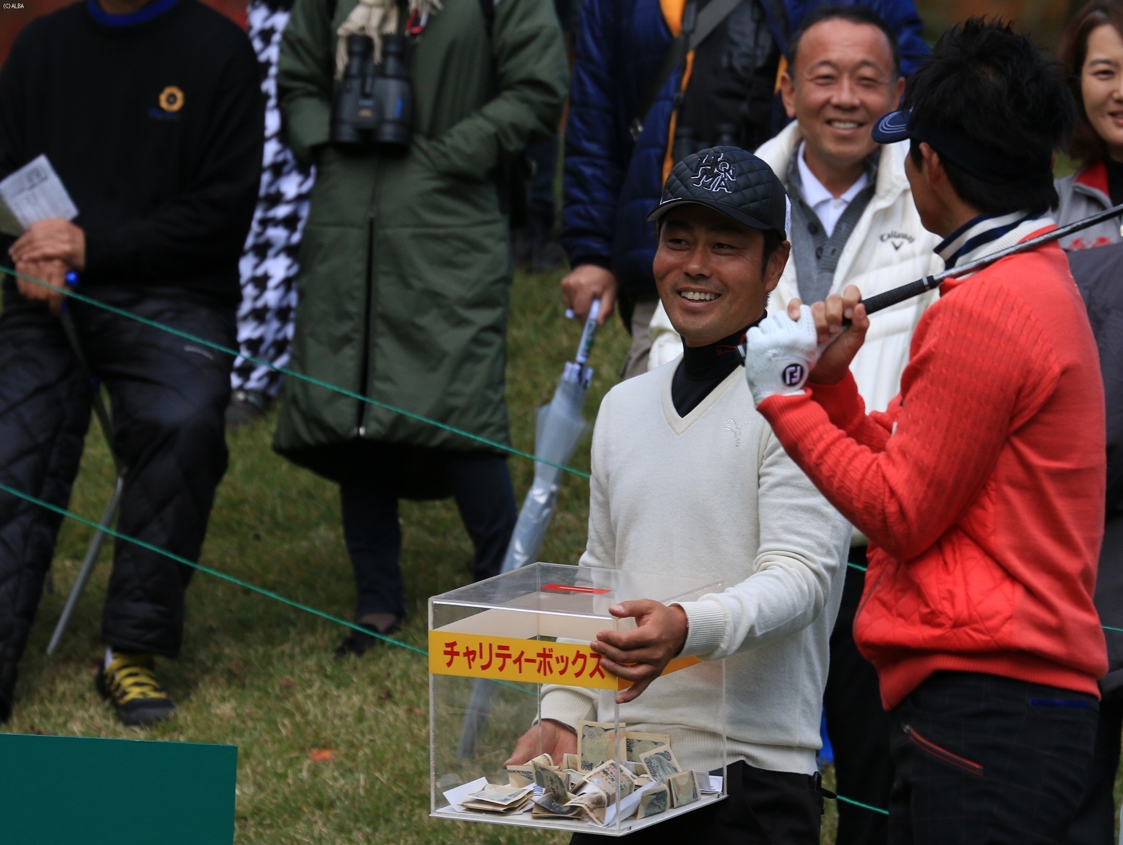 恒例のプロ・アマチャリティトーナメントに参加する谷原秀人（撮影：標英俊）