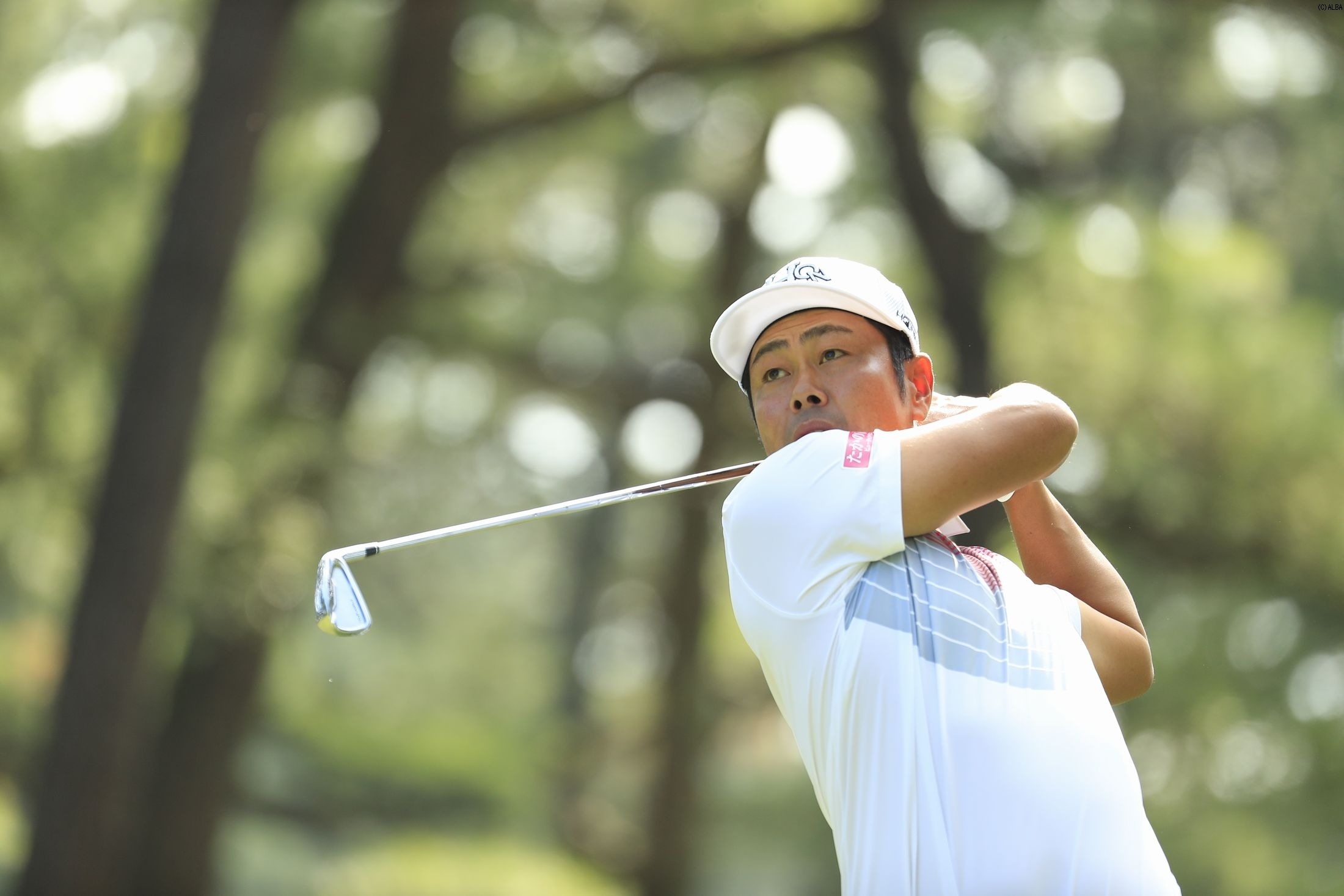 5アンダーで暫定首位タイに立っている谷原秀人(撮影:米山聡明)