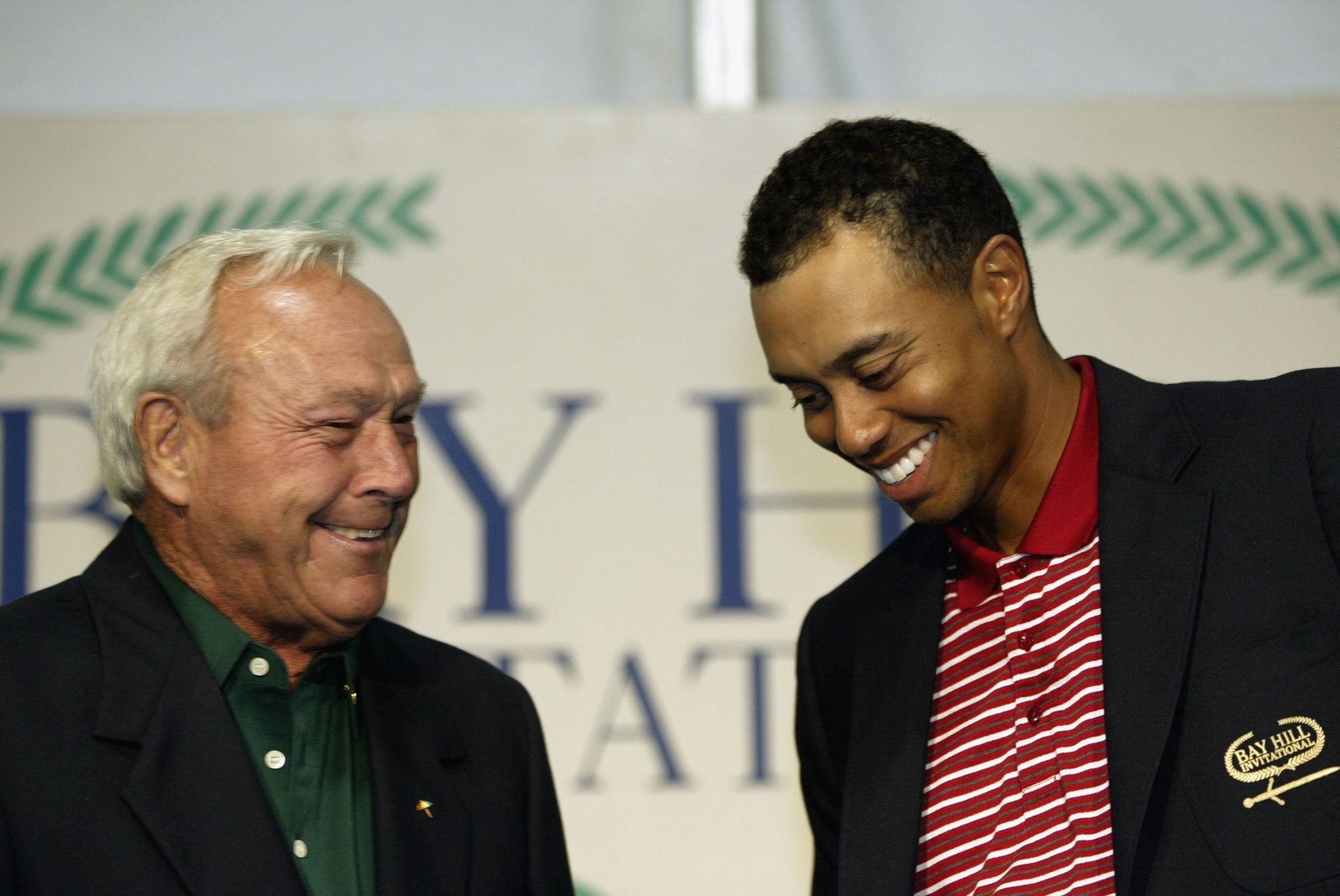 故アーノルド・パーマー氏(左)とは親しい間柄だったウッズ(写真は2003年)（撮影：GettyImages）