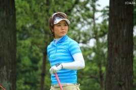 一気に首位まで駆け上がった比嘉真美子(撮影:ALBA)