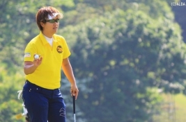 福田はバーディ締めで首位を捉えた(撮影:ALBA)