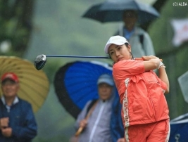 ドライバーの不調から脱出!2位と好発進の中園美香(撮影:米山聡明)