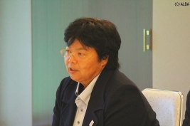 セッティングアドバイザーとして参加の岡本綾子。国内外で活躍した経験をもとに“最高のチャンピオン”を作るコースに仕上げる(撮影:ALBA)