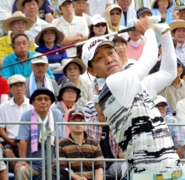2日目のベストスコアを出し首位に立った金鐘徳(撮影:ALBA)