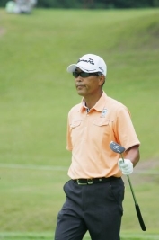 6アンダーで首位タイに並んだ白浜育男(写真提供:PGA)