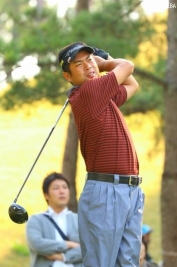 トラブルを乗り越え、単独首位で決勝ラウンドへ!(撮影:ALBA)