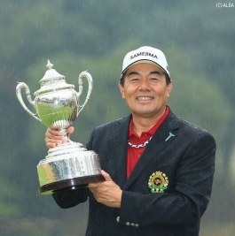 室田淳、2度目のVもまた雨の中!(撮影:米山聡明)