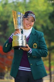 久しぶりの優勝で今季4勝目、再逆転で賞金トップへ(撮影:ALBA)