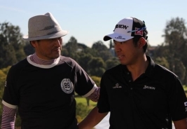 この日は俳優の渡辺謙とラウンド 写真提供:リビエラCC広報事務局