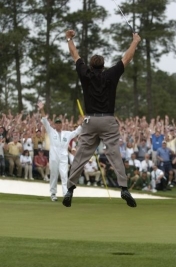 勝利をつかんで歓喜のジャンプ!(Photo by Fred Vuich Sports IllustratedGetty Images)