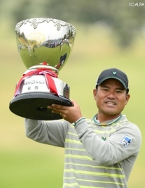 宮里優作、開幕Vで早くもツアー2勝目(撮影:上山敬太)