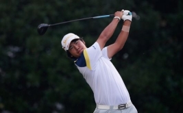 最終ホールでバーディを奪いスコアを1つ伸ばした松山(Photo by Kevin C. CoxGetty Images)