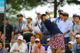 大江香織、首位を1打差で追走!(撮影:ALBA)