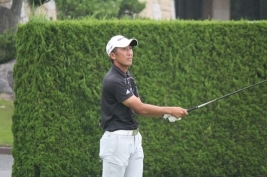 ロケットスタートを切った沖野克文、初優勝なるか(写真提供:JGTO)