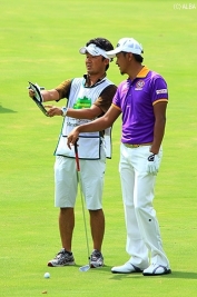 岩田寛が猛チャージで首位Tに浮上!(撮影:ALBA)