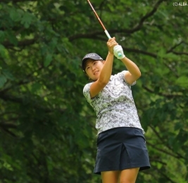 スコアを5つ伸ばして2位タイに浮上した成田美寿々(撮影:ALBA)