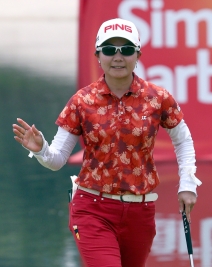 7バーディを奪い一気に上位に浮上した上原彩子(Photo by Stanley Chou/Getty Images)