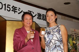 原江里菜の激励会、乾杯の音頭は樋口久子(撮影:ALBA)
