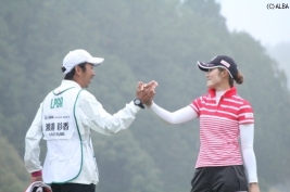 渡邉彩香、大逆転でツアー2勝目(撮影:ALBA)