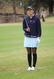 藤田光里、2位に3打差をつけ、ツアー初優勝に王手!(撮影:ALBA)