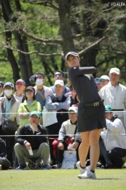 単独首位に立った渡辺彩香、開幕3試合のつまずきが嘘のように好調だ(撮影:ALBA)