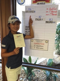 トップ通過を決めて笑顔を見せる森田遥 下部ツアー優勝から絶好調だ 写真提供:JPW