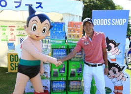 初日のホールアウト後に実現した亜斗夢&アトム(撮影:岩本芳弘)
