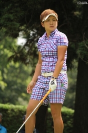 首位に並んだ成田美寿々、初日は7バーディを奪取した!(撮影:ALBA)