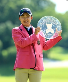 ノーボギーのラウンドで逆転、ツアー2勝目を挙げた前田陽子!(撮影:ALBA)
