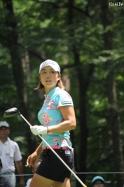 原江里菜、悲願のツアー2勝目に王手!逃げ切れるか?(撮影:ALBA)