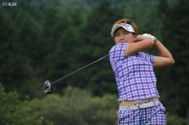 成田美寿々、久々の国内ツアーでまずまずのスタートを切った!(撮影:ALBA)