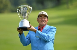 鉄人・室田淳、愛娘の前で貫禄の逃げ切り勝利!(写真提供:PGA)(撮影:ALBA)