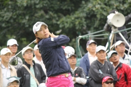 首位タイ発進の原江里菜、今週も好調をキープ!(撮影:ALBA)