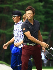 飛距離が活きた額賀!今季2度目の予選通過なるか(撮影:ALBA)