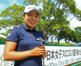 「あとはパターの調子が上がってくれば」と永峰 今週は新兵器を手にした(撮影:米山聡明)