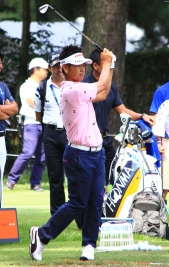 “格上”石川遼とのペアリングを歓迎した藤田寛之(撮影:ALBA)