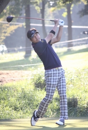 深堀圭一郎はトータル5アンダー9位タイで決勝ラウンドへ(撮影:ALBA)