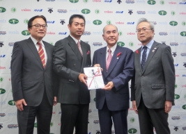茨城台風災害義援金贈呈式に出席した池田勇太(撮影:ALBA)