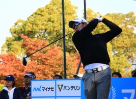 賞金ランク1位のキム・キョンテが首位発進、今週も好スタート(撮影:ALBA)