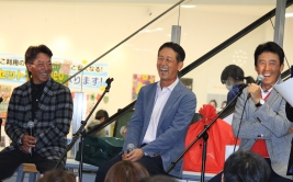 渡辺司、芹澤信雄、井戸木鴻樹の『富士フイルムシニア』歴代チャンピオンがトークショーを開催(撮影:ALBA)