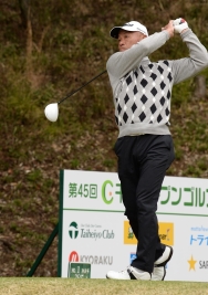 崎山武志“大ブレイク翌年”の今年の目標は海外メジャー(撮影:高木昭彦)