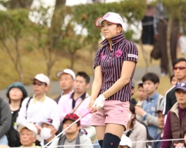 堀琴音、ホステス大会でのツアー初優勝へ向け好発進!(撮影:ALBA)