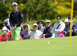 初日首位タイから6位に後退した重永(撮影:上山敬太)