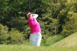 福嶋浩子が初優勝へ向け後半へ(撮影:ALBA)