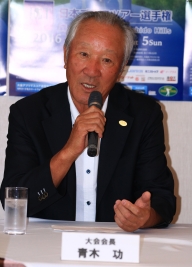記者発表に参加した青木功(撮影:ALBA)