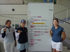 主催者選考会を突破し『ニチレイレディス』に出場する澤田知佳(右)※大会事務局提供