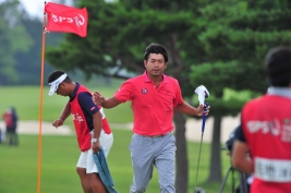 5打差・11位タイから逆転を狙う池田勇太、「明日は割り込みますよ」と意気込む(撮影:岩井康博)
