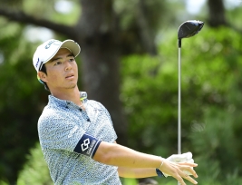 遼、攻めのプレーで“66”!首位タイ発進(撮影:上山敬太)