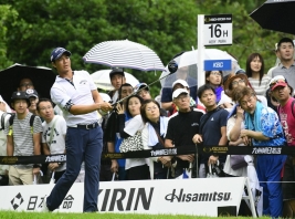 最終日難関16番では最高のティショットで優勝を決定付けた(撮影:上山敬太)